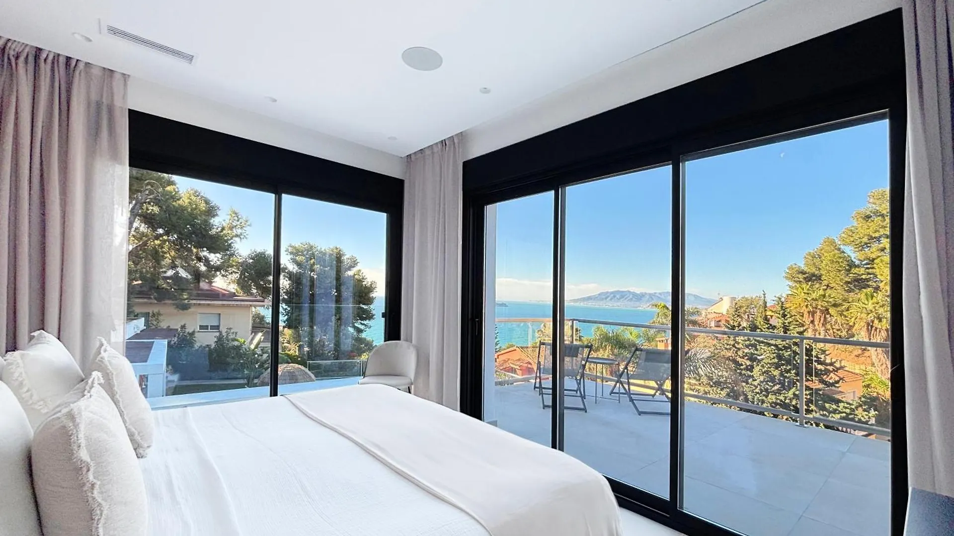 Villa Malagadevacaciones - Candado Golf With Pool Spain