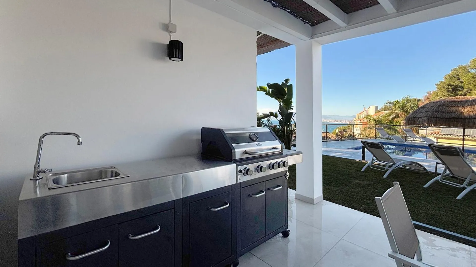 Malagadevacaciones - Candado Golf With Pool Malaga